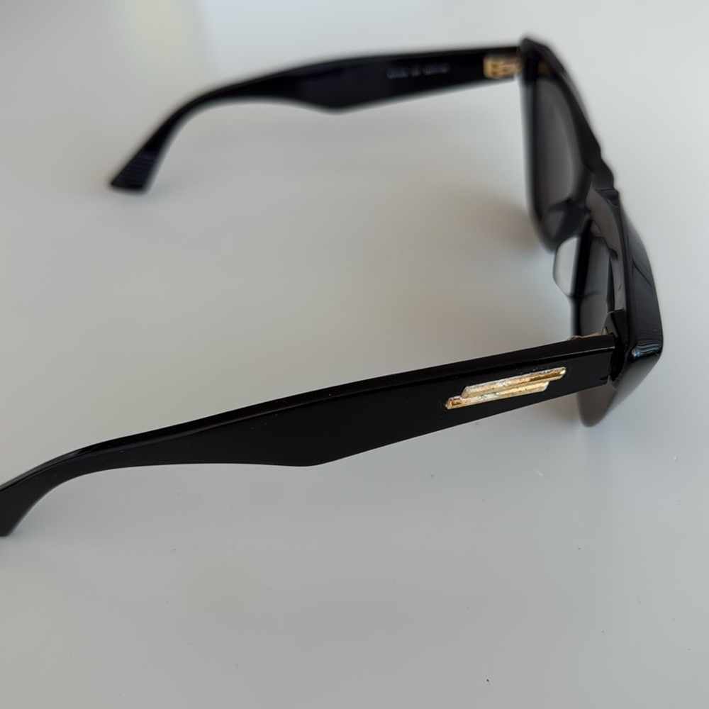 BOTTEGA VENETTA Black Cat-Eye Sunglasses - Picture 5 of 10
